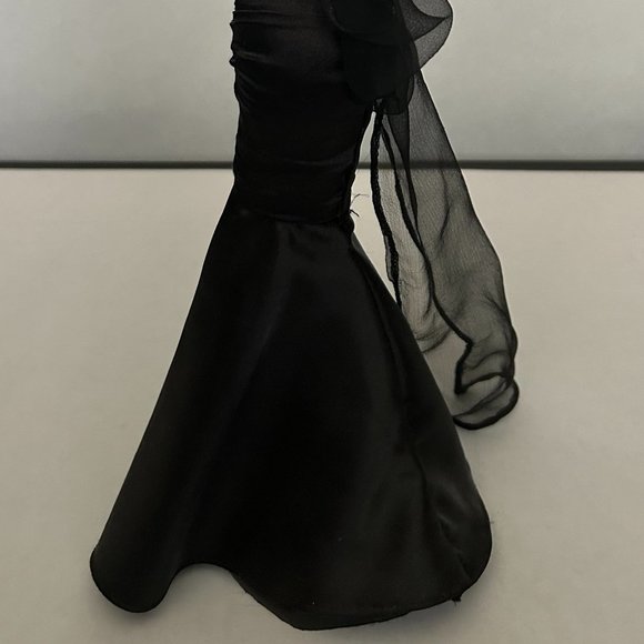 Breakfast at Tiffany's Necklace Bracelet Earring Jewelry Stand Necklace Holder - Picture 9 of 15